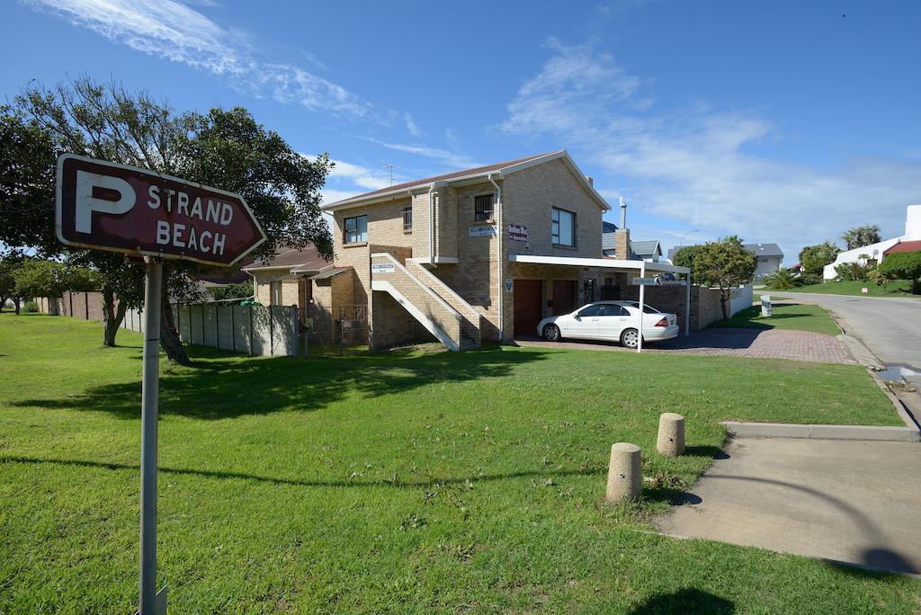 Albatross Beach Guest House Jeffreys Bay Exterior photo